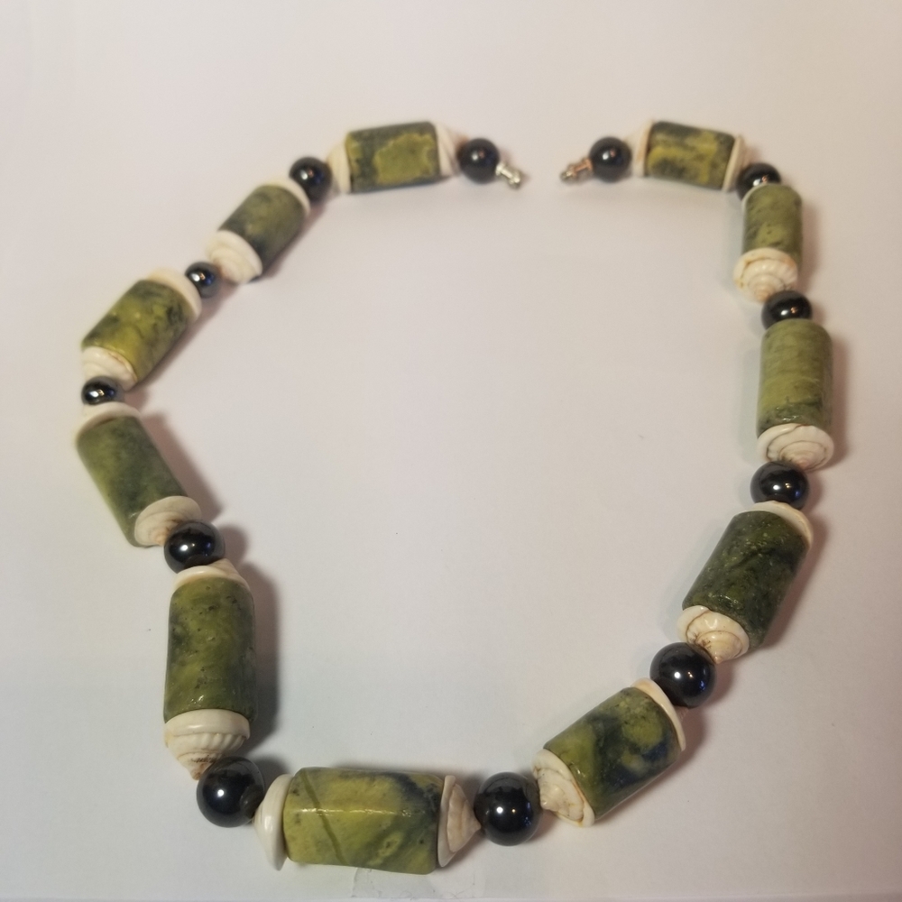 Marble Stone With Shells Statement Necklace - image 4